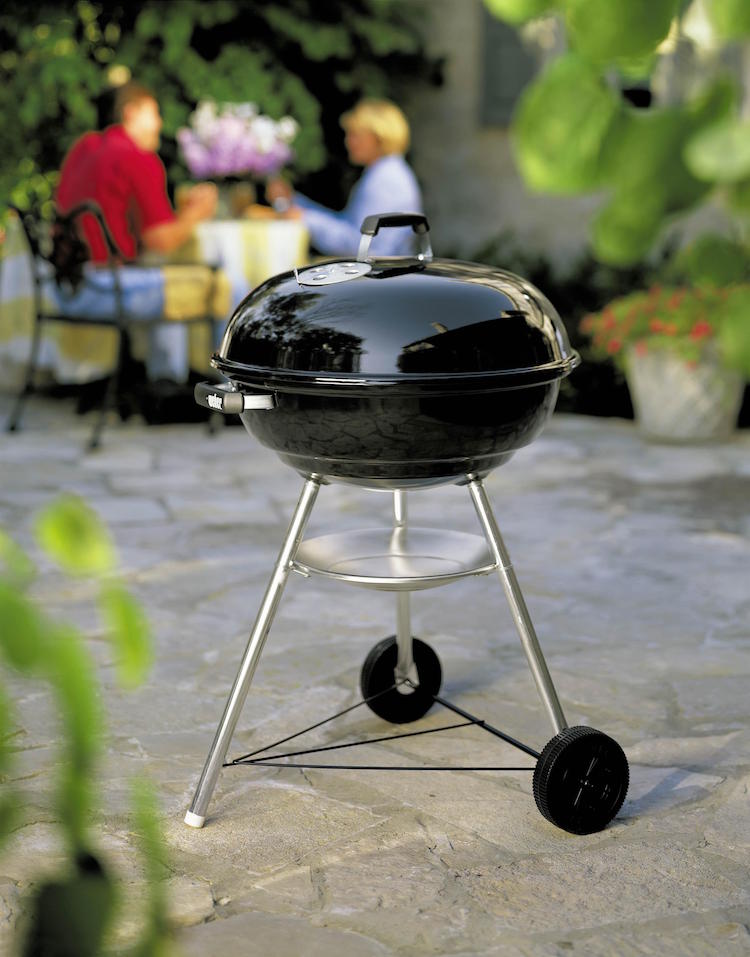 barbecue contemporain charbon-57cm-weber-compact-kettle
