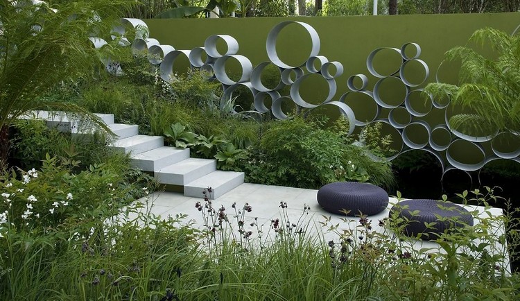 amenagement-jardins-paysagers-modernes-cloture-metalique-arty