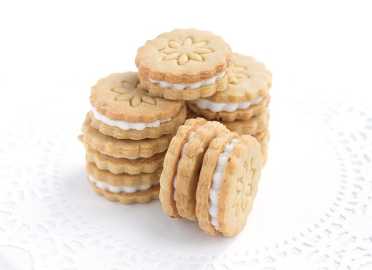 biscuits-personnalises-estampilles-deco-motif-floral