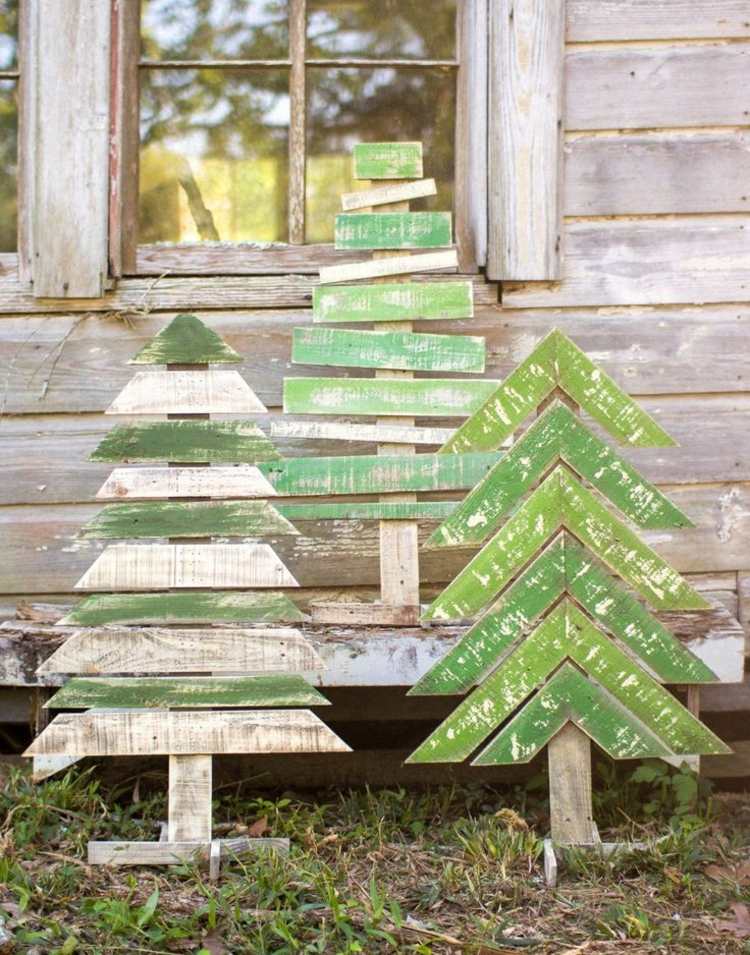 bricolage-noel-bois-recuperation-adultes-sapins-planches-palettes