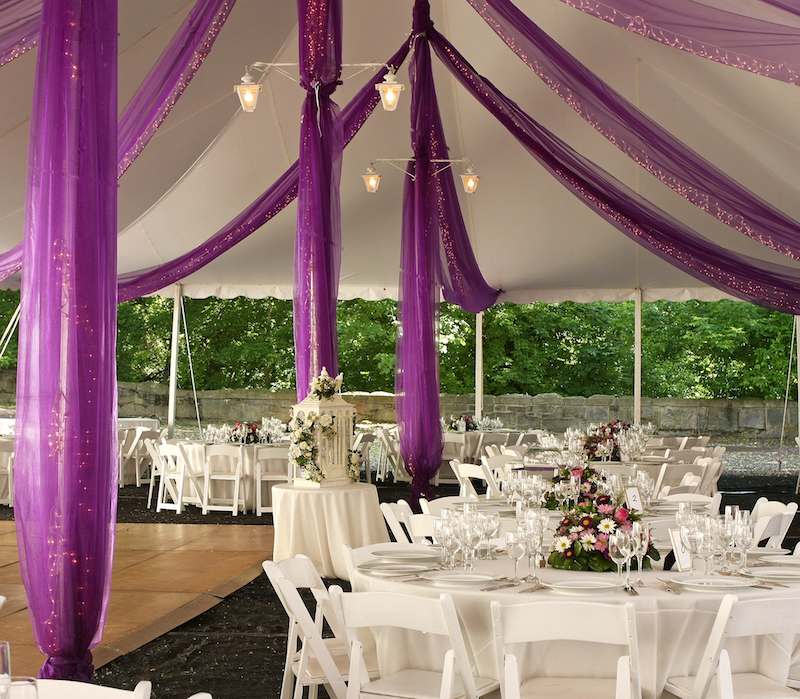 Décoration de salle de mariage chic 20 idées en photos magnifiques ! Mariage plafond Créatif