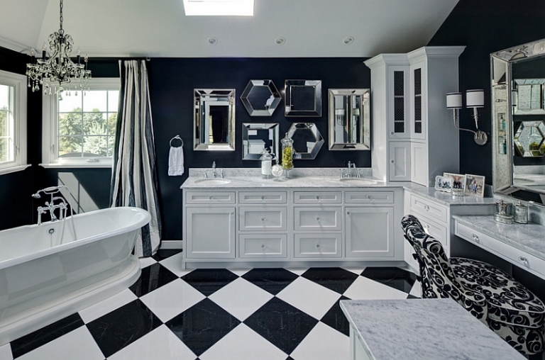 modele-carrelage-salle-bain-noir-blanc-damier-miroirs-biseautes