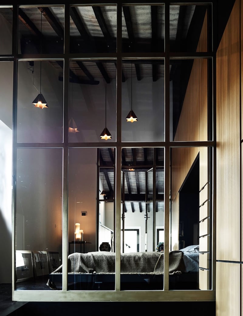 verriere-interieure-bois-type-fenetre-design-moderne-loft-industriel