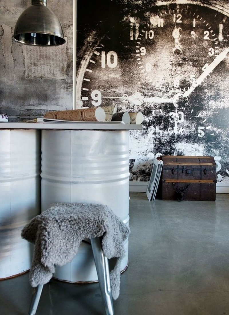art-mural-noir-blanc-horloge-geante-fond-beton-brut-loft