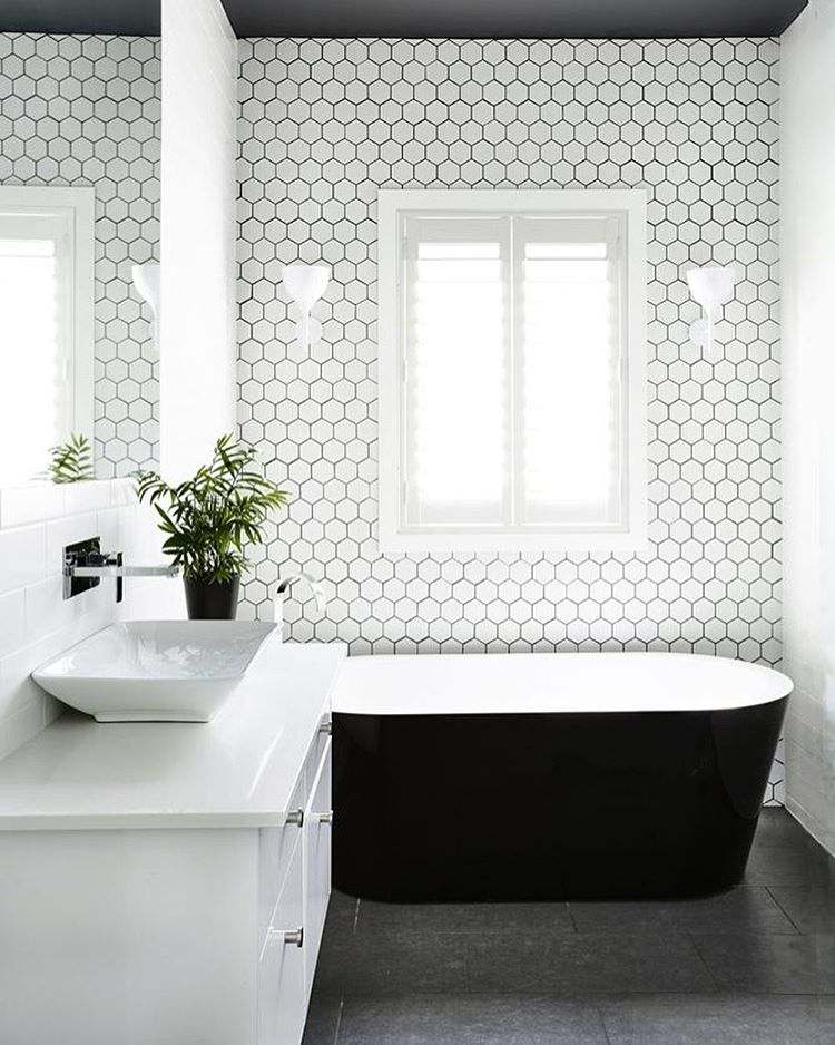 Baignoire îlot noire – un investissement dans l'originalité et ... Baignoires Beton désign