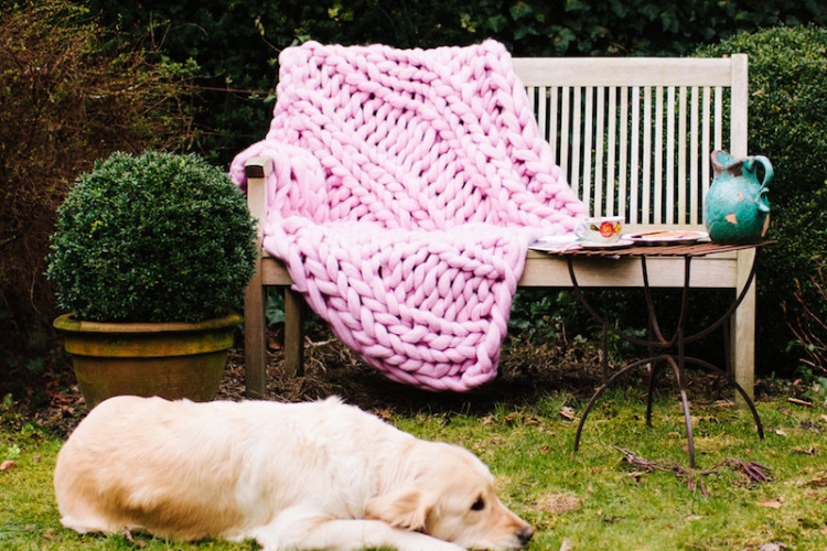 Couverture tricot XXL- le charme inégalé de la grosse laine dite «chunky»