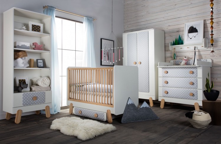decoration-chambre-bebe-lambris-mural-bois-plancher-bois-gris-meubles-bois-blanc-design-scandinave