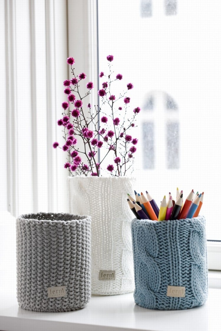 diy-deco-scandinave-idees-paniers-stylos-crochets-tissu