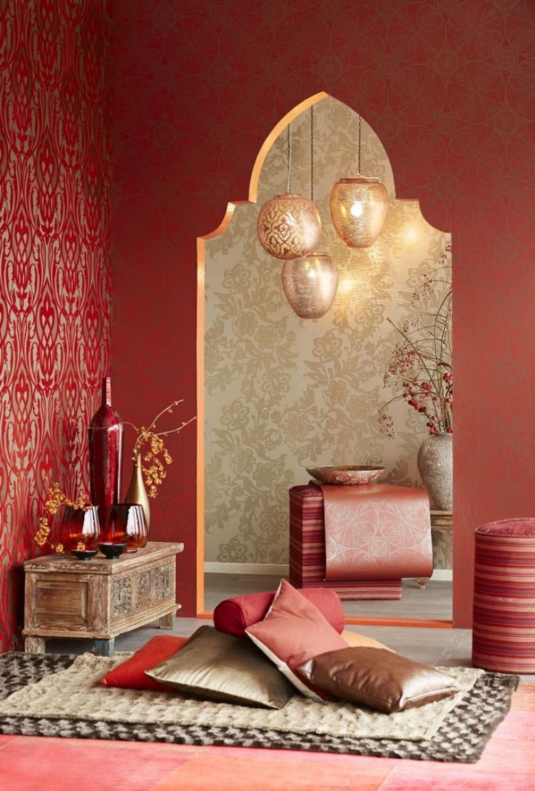 decor-oriental-peinture-orange-coussins-decoratifs