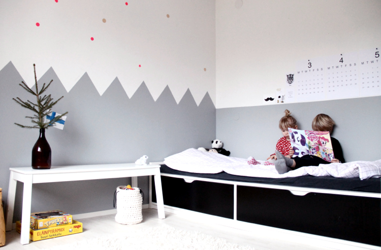 idee-deco-peinture-interieur-maison-mur-demi-peint-gris-blanc-deco-chambre-enfants