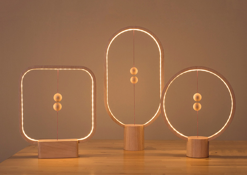 lampe de chevet design perles-bois-heng-balance-lamp-by-li-zanwen