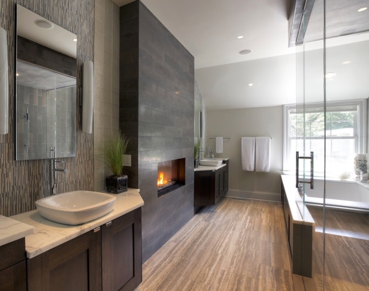 meuble-salle-de-bain-pierre-naturelle-plan-vasque-marbre-blanc-douche-italienne-cheminee-moderne