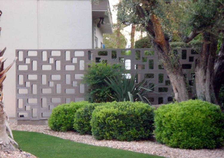 palissade-jardin-moderne-bloc-beton-buis-boule