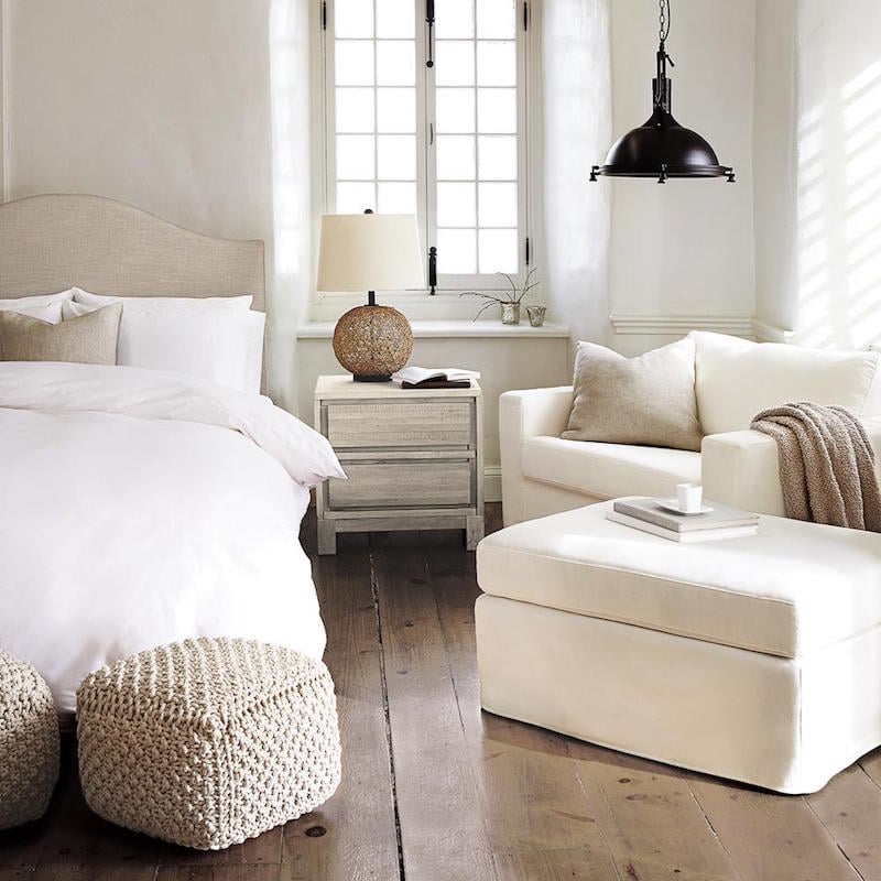 pouf-tricot-meubles-contemporains-elegants-chambre-coucher