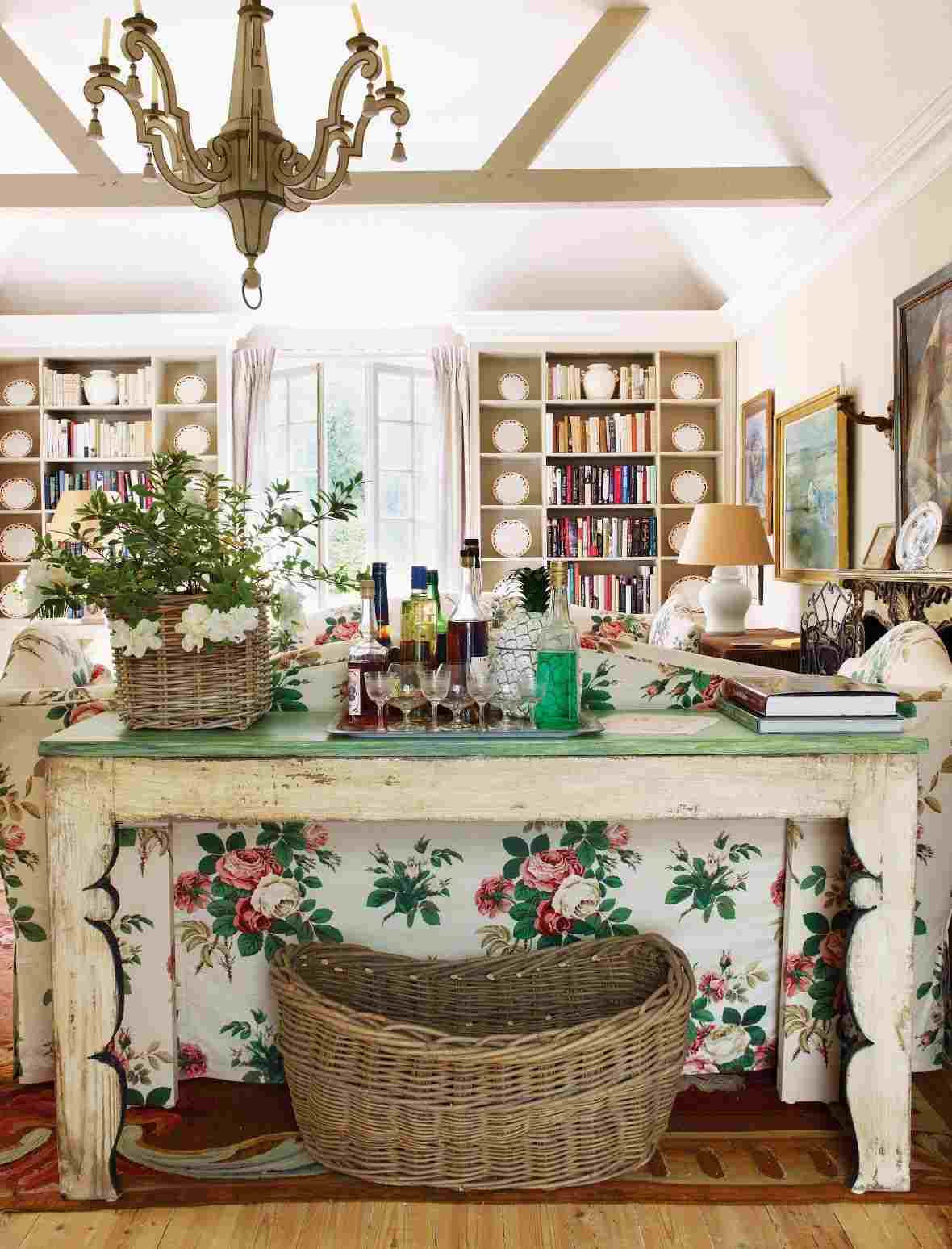 Relooker meuble ancien : astuces déco et photos inspirantes