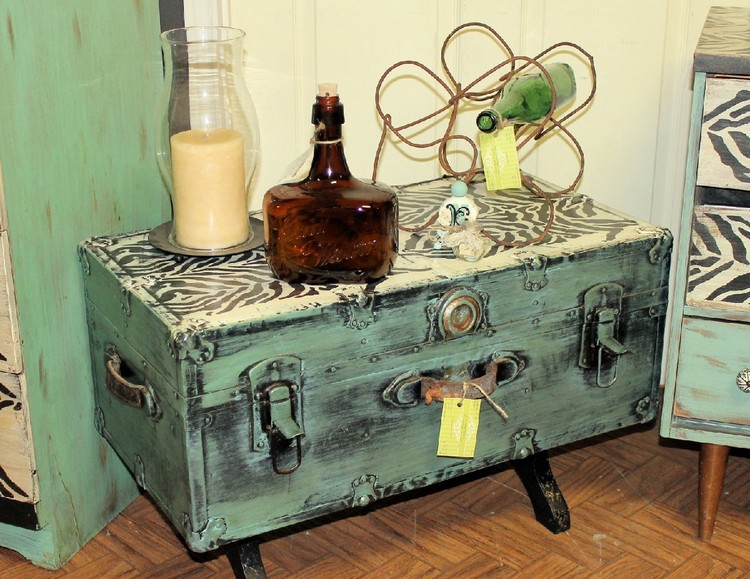 relooker-meuble-ancien-valise-malette-vitnage-parquet