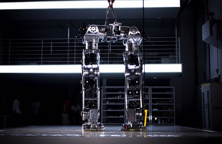 robot-humanoide-geant-method-societe-sud-coreen-hankook-mirae-technology