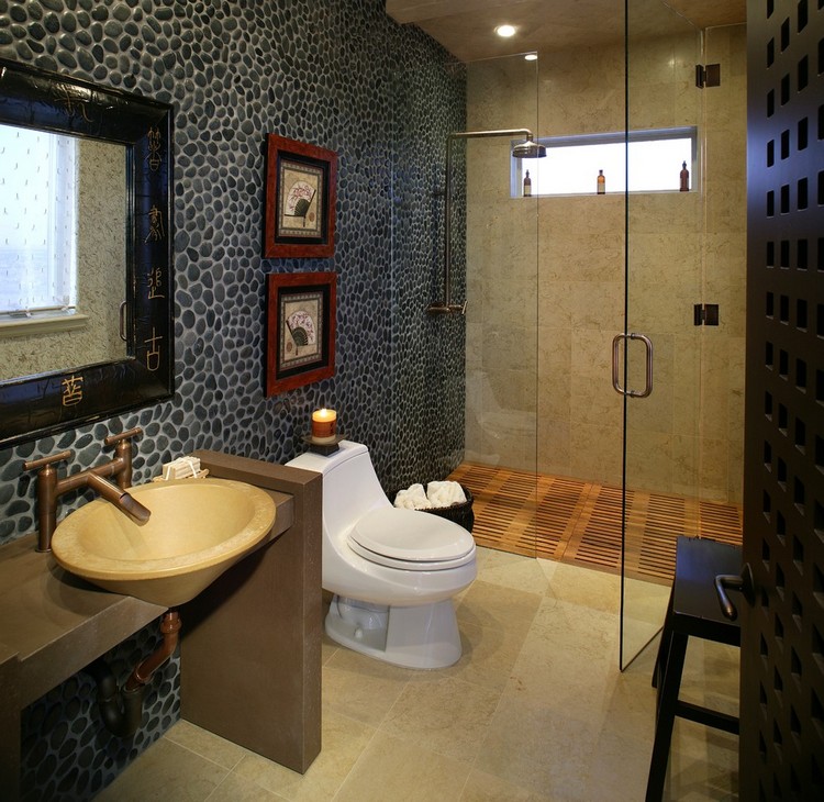 salle-bain-pierre-murs-galets-ambiance-zen-asiatique-vasque-poser
