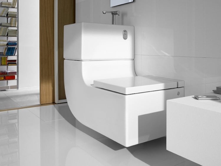 toilette-suspendu-design-cuvette-lavabo-futuriste-ww-roca-sanitario