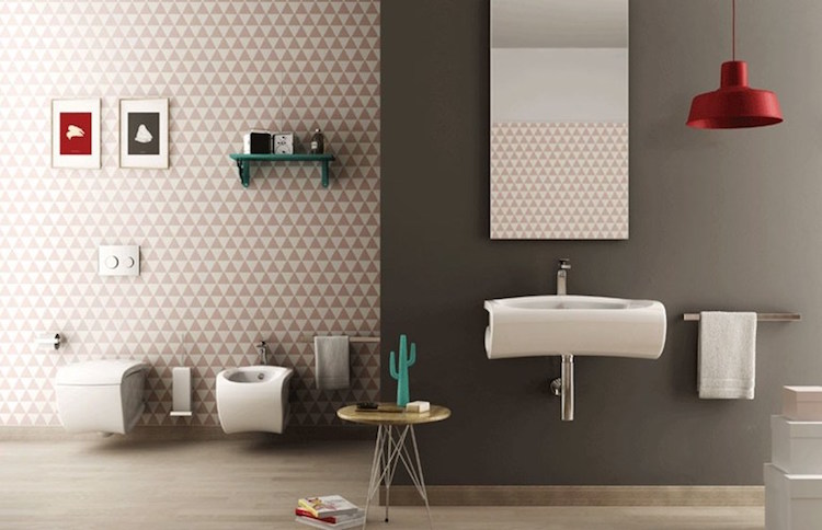 toilette-suspendu-design-futuriste-peinture-marron-carrelage-motif-geometrique-hi-line-hidra-ceramica