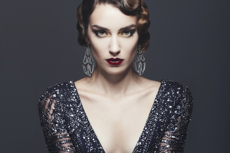 coiffure année 20-cheveux-crantés-courts