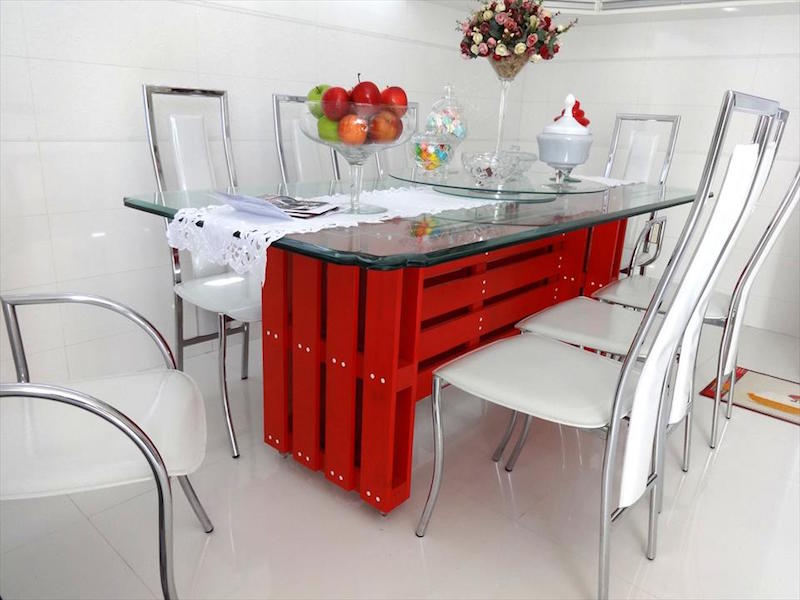 meuble-palette-bois-verre-table-salle-manger-peinte-rouge-sang