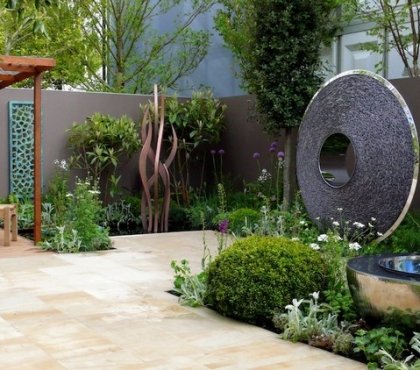 sculpture-moderne-idées-jardin-original-déco-métal-pierre-naturelle