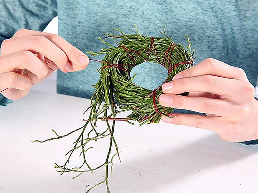 bricolage nid de Pâques maternelle 2026