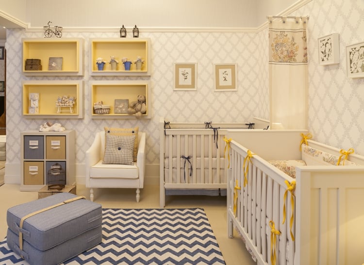 Comment aménager une chambre pour des bébés jumeaux ?