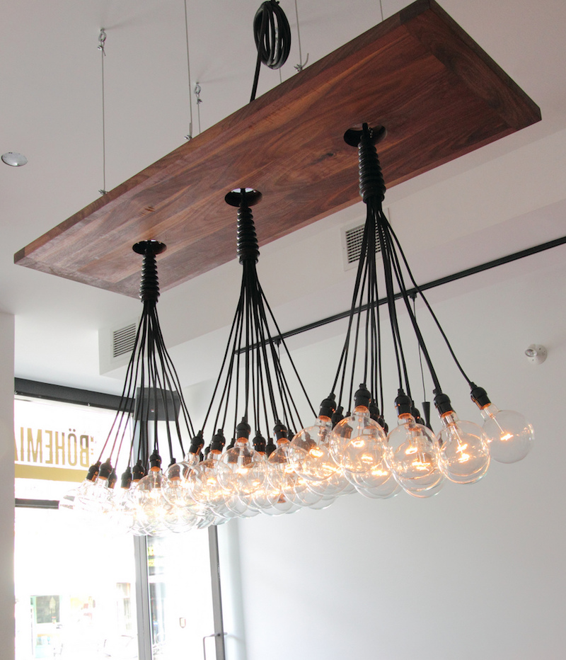 création en bois de lustre-style-industriel-ampoules-filament-vintage
