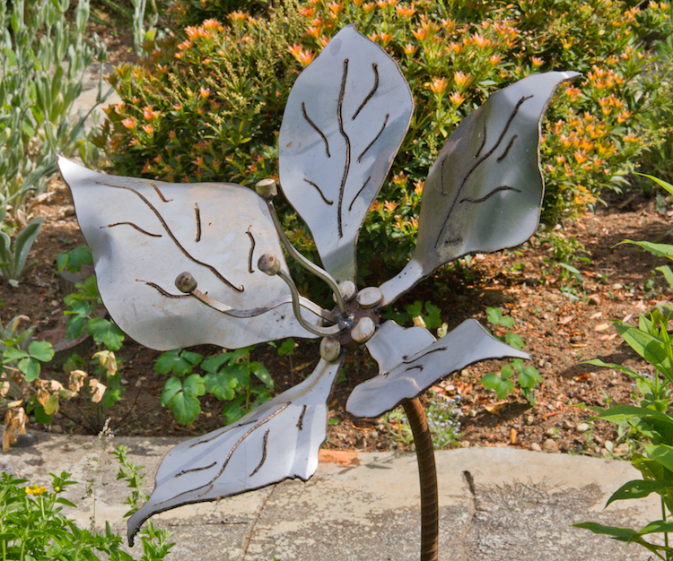 deco-metal-jardin-fleur-3d-acier-rouillé