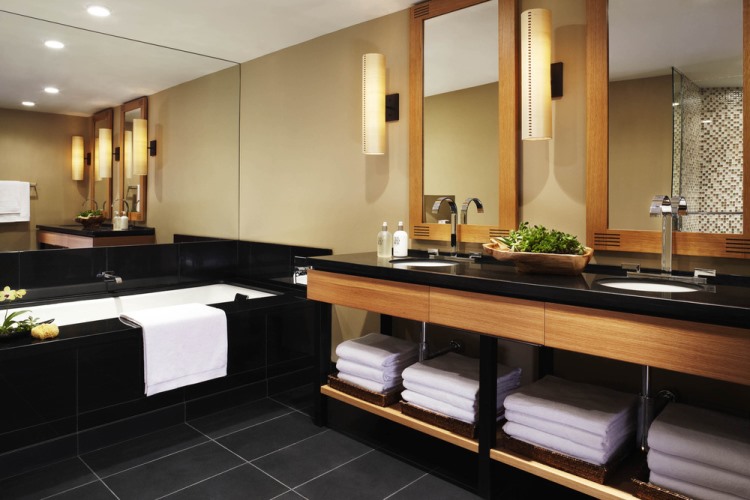 plan-travail-granit-noir-salle-bain-moderne