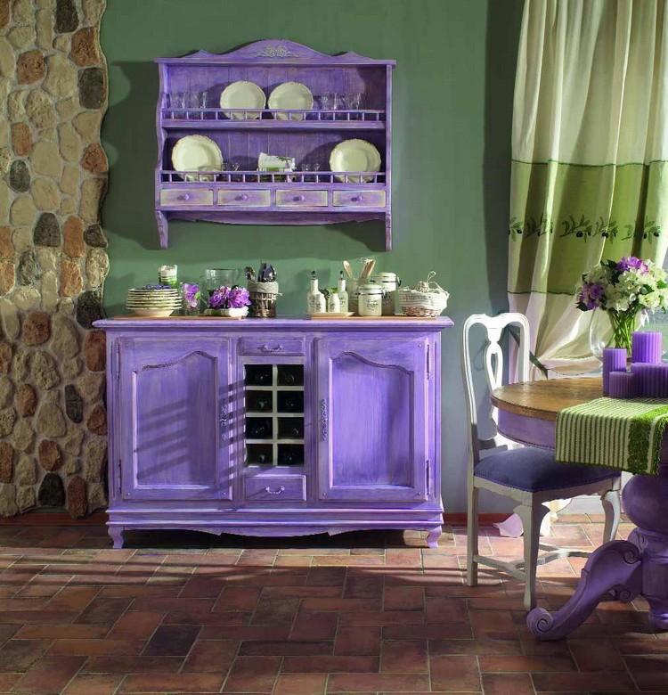 relooker armoire ancienne façade-violet-clair-peinture-verte
