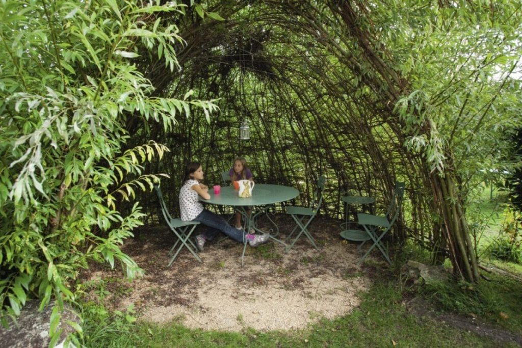 La structure végétale en saule tressé 2026