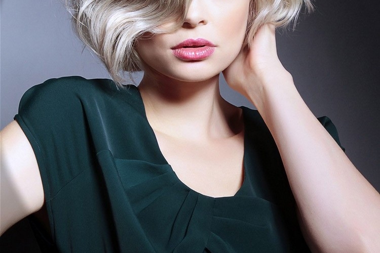 Carré dégradé, une coupe de cheveux qui ne passe jamais de mode!