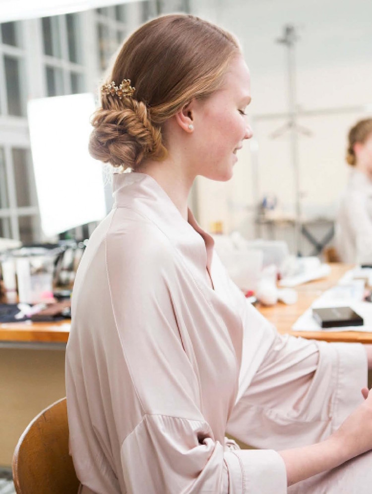 coiffure-mariage-facile-chignon-tressé-bijou
