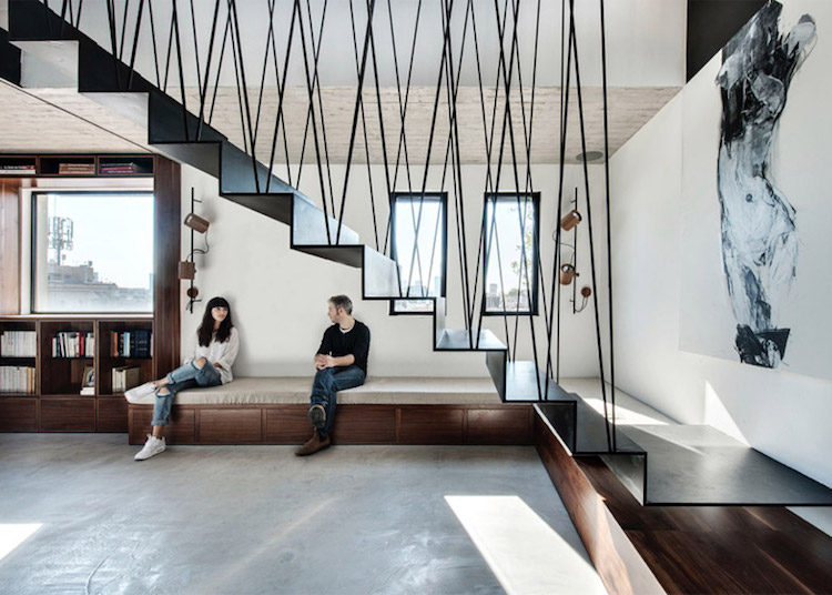 escalier métallique intérieur-maison-design-tel-aviv