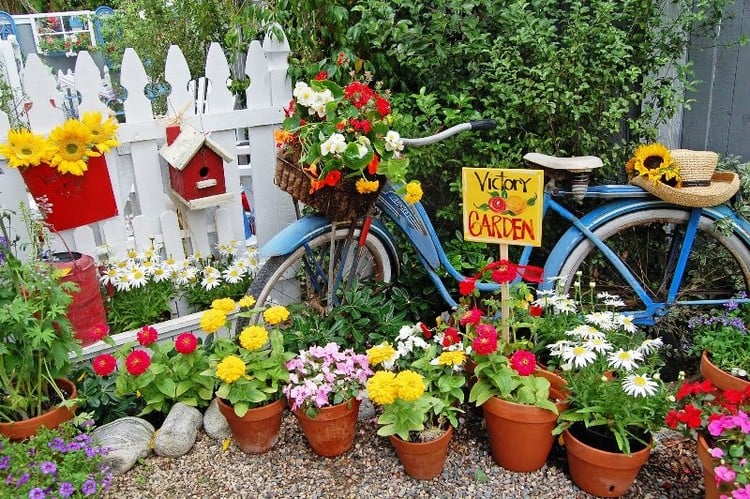 vélo-déco-jardin-décoration-idées