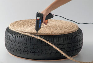 fabriquer-pouf-ottoman-pneu-corde-étape-6