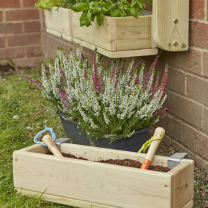 faire-jardinière-bois-bac-herbes-aromatiques