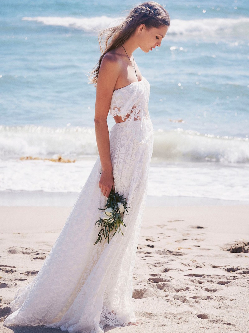 bustier-jupe-dentelle mariage sur la plage 