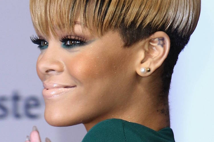 Coupe afro femme : la coupe courte afro est déjà absolument canon