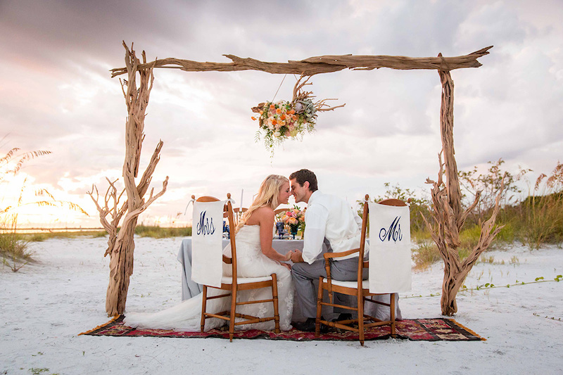 Mariage Sur La Plage Bohème Une Féerie Estivale Tout à Fait