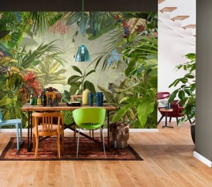 papier-peint-tropical-salle-manger-meubles-bois