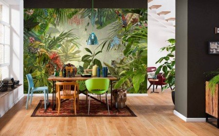 papier-peint-tropical-salle-manger-meubles-bois