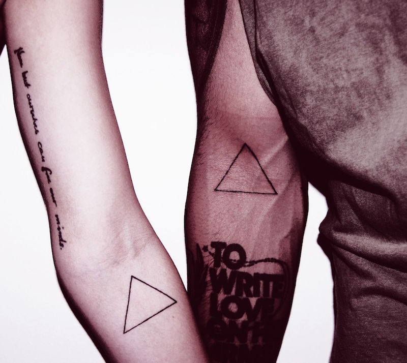 signification-tatouage-triangle
