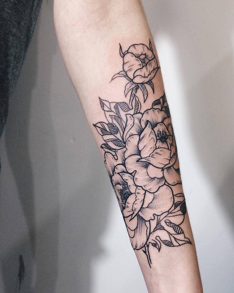 tatouage rose femme-avant-bras