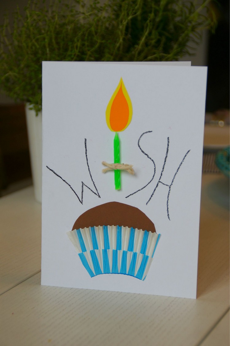 carte-anniversaire-enfant-DIY-cupcake-bougie-decoration