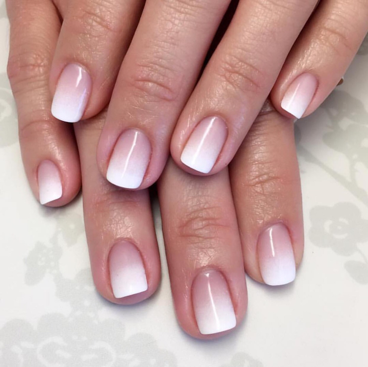 Manucure Ombré Nude Blanc Ongles Courts Nail Polish Trends, Nail Polish