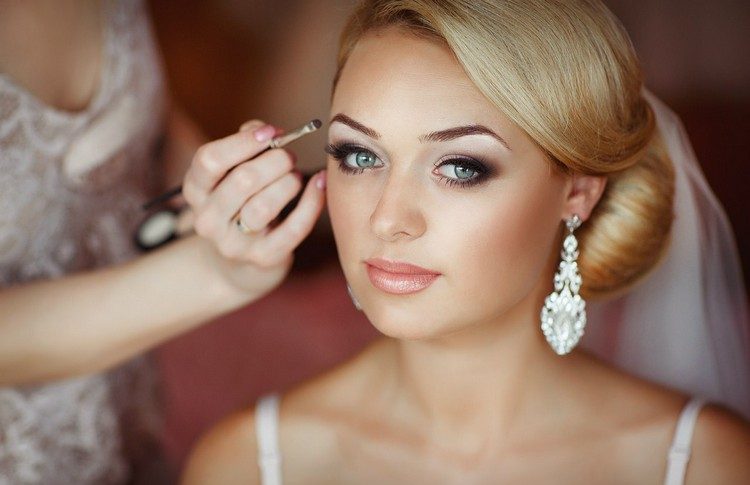 maquillage-mariage-yeux-clairs